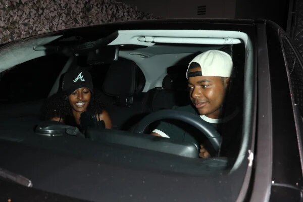    Захара Джоли с парнем. Фото: КП