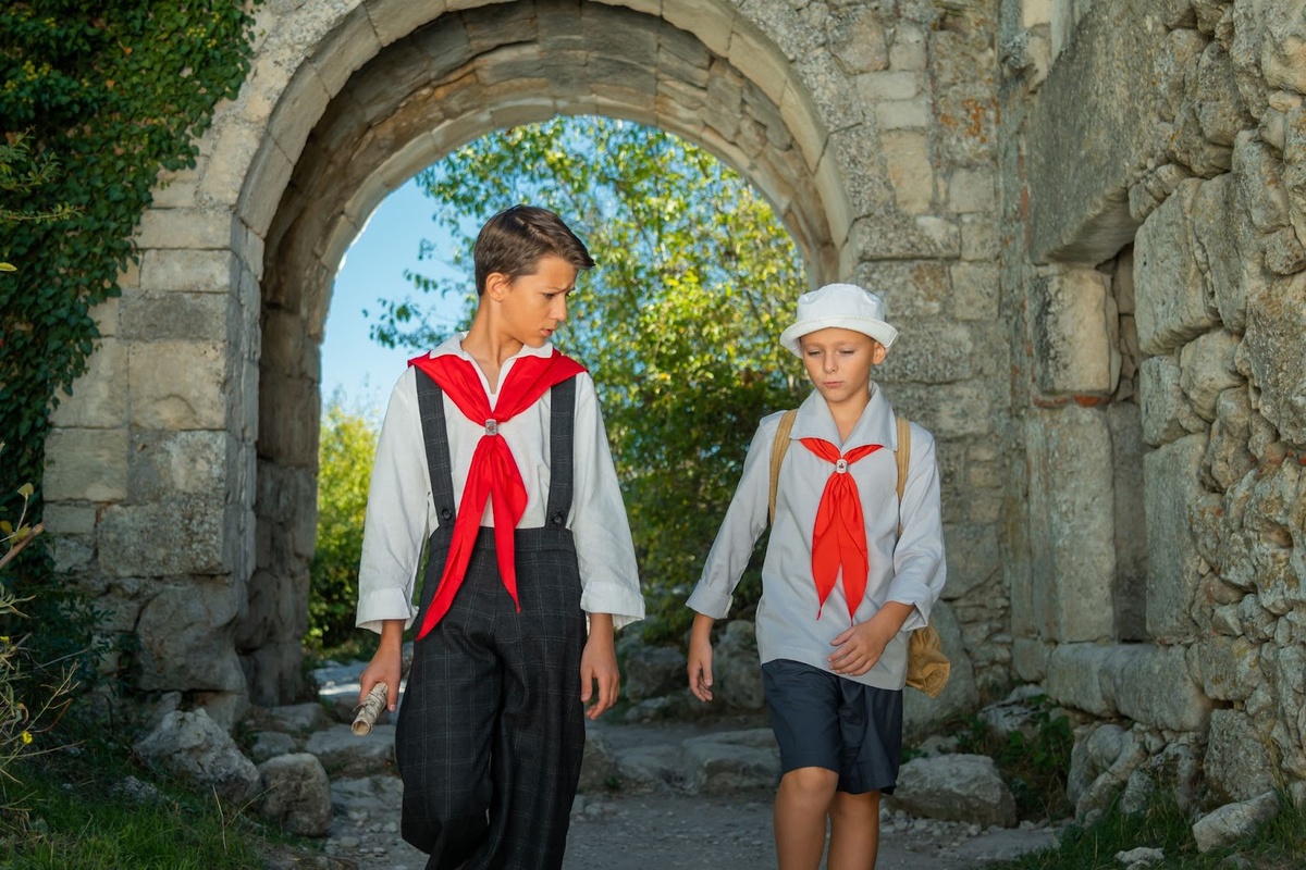 Кадр из фильма «Артек. Сквозь столетия». © Режиссёры Карен Захаров, Армен Ананикян / Fresh Film, 2025