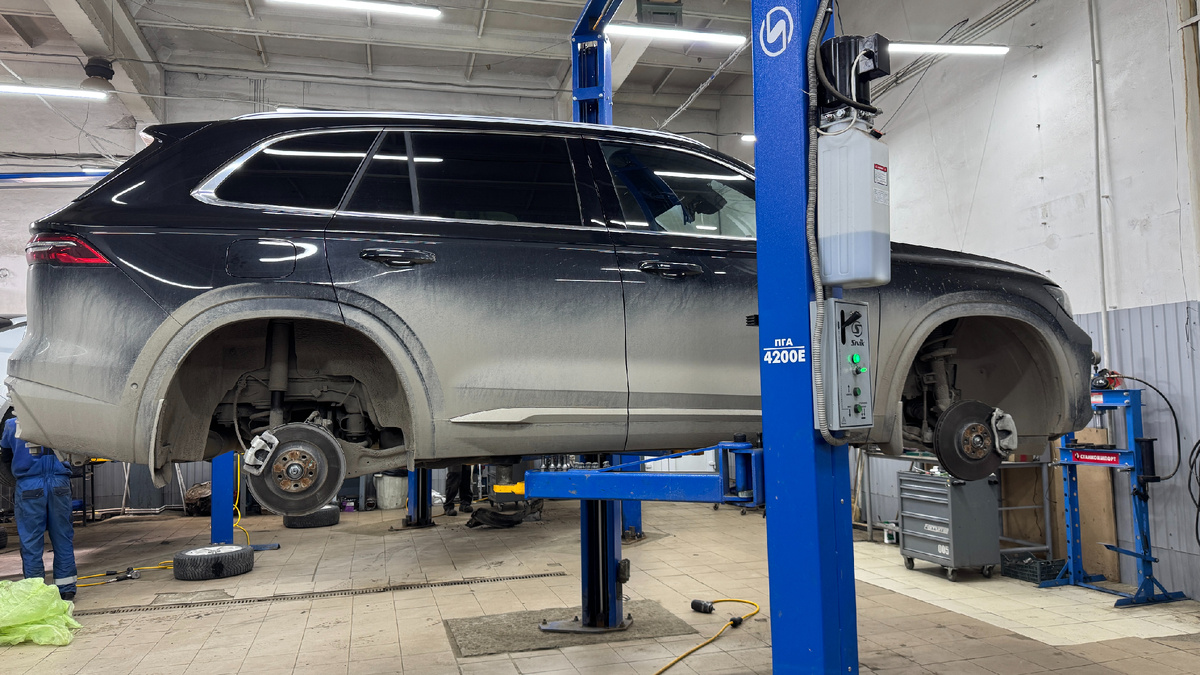 Обзор на мой Geely Monjaro. После зимы на шиномонтаж Джили Монжаро.