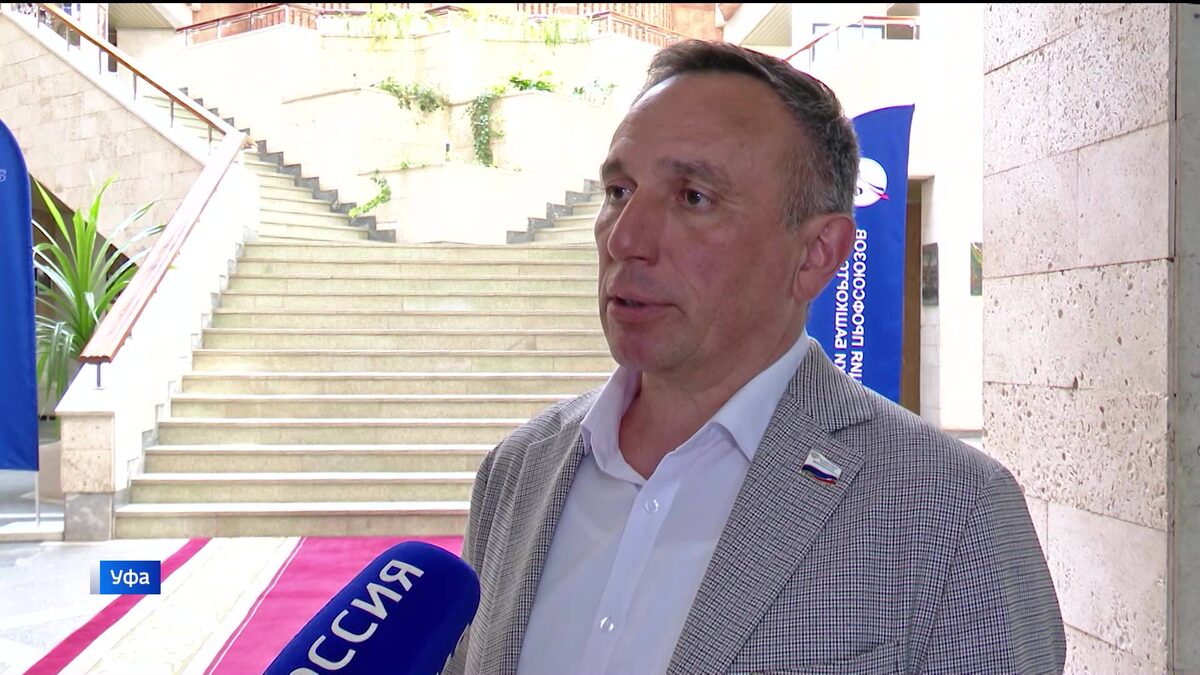    Рауль Халфин: «Башкортостан - уверенный лидер по развитию и совершенствованию на всех звеньях здравоохранения»