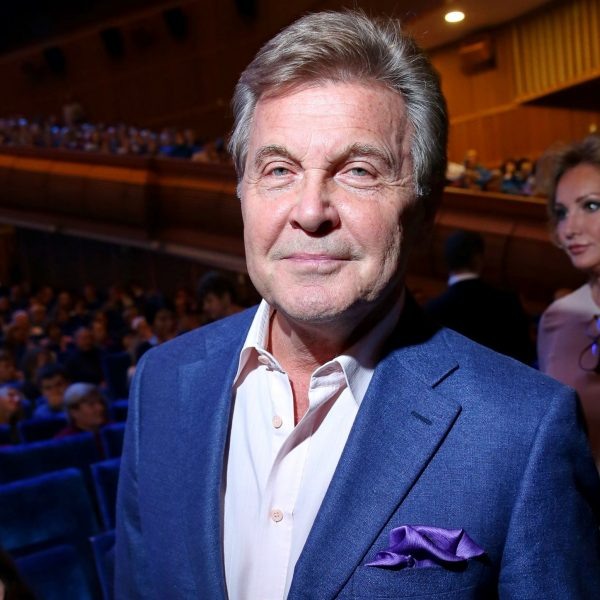    Лев Лещенко. Фото: bangkokbook.ru