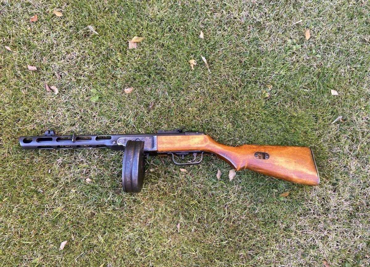 Пистолет-пулемёт Шпагина продают в не боевом виде достаточно часто и дорого