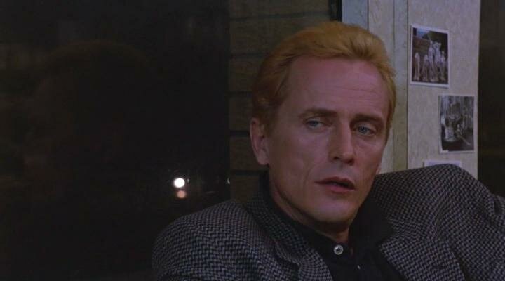 Кадр из фильма «Роковой звонок» (1988)   