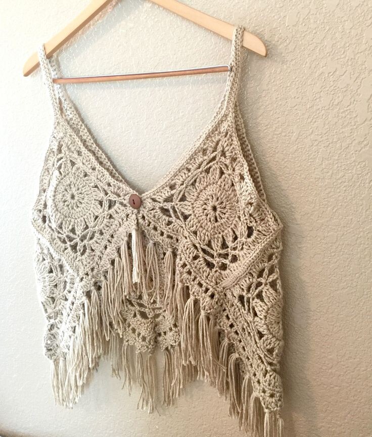 Вязаный крючком топ в стиле бохо