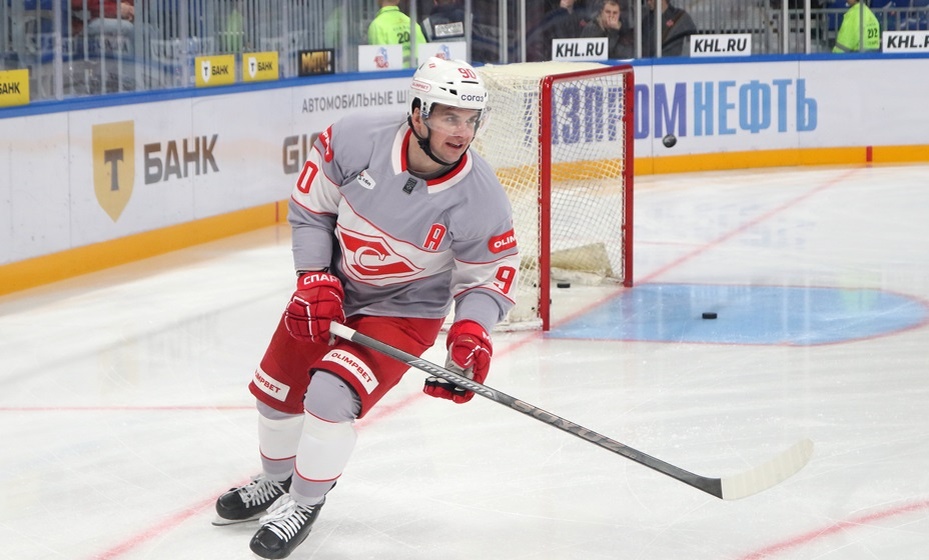    СКА хочет подписать двухлетний контракт с Локтионовым. Фото: Global Look Press