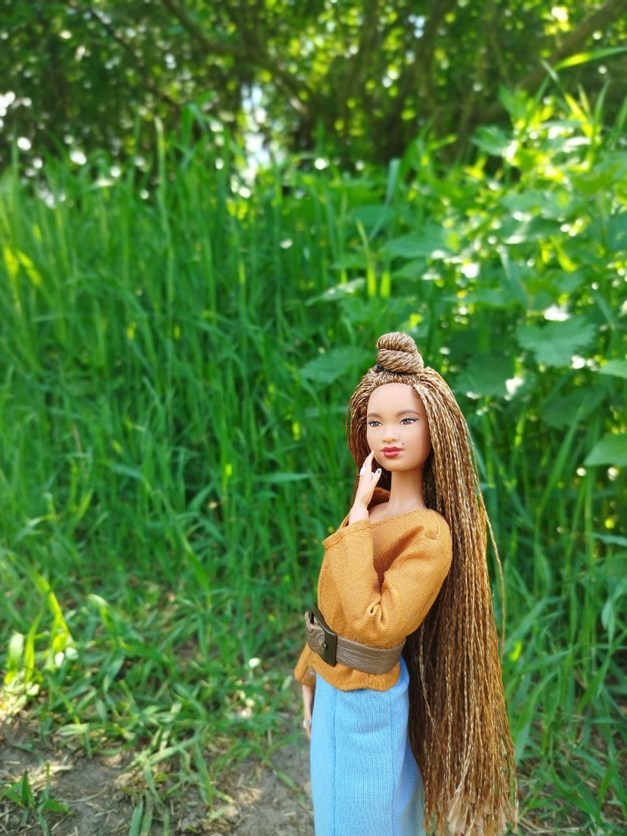 кукла барби Мбили БМР