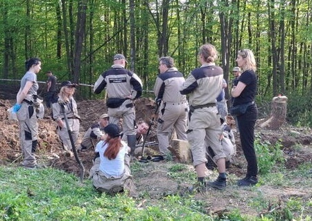    Украина и Польша обменялись разрешениями на проведение новых эксгумаций