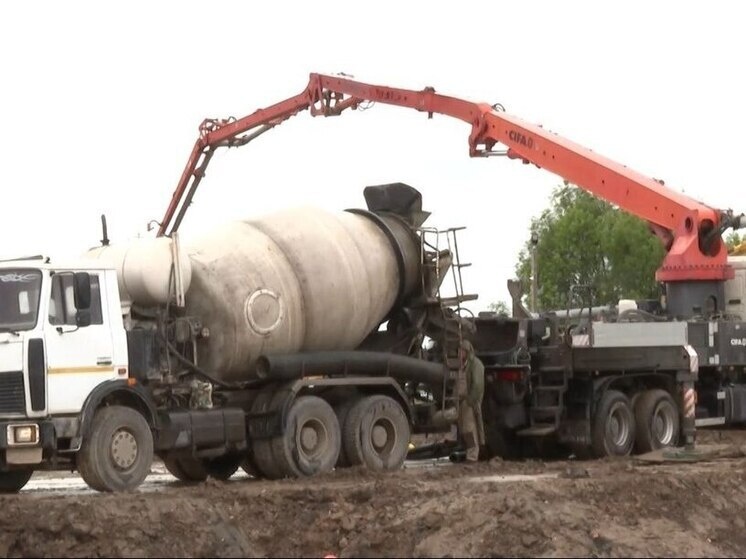     Здание, в котором будут растить профессиональных спортсменов, возводят на Псковской улице. Фото: telegram-канал правительства Новгородской области