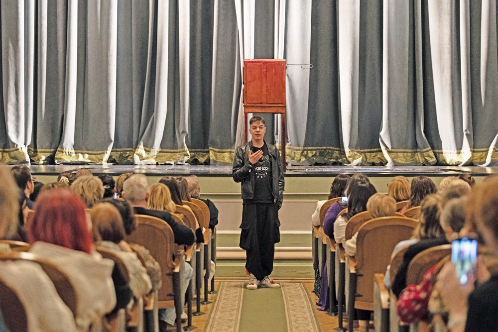    Режиссер Хуго Эрикссен / Театр им. В.Ф. Комиссаржевской