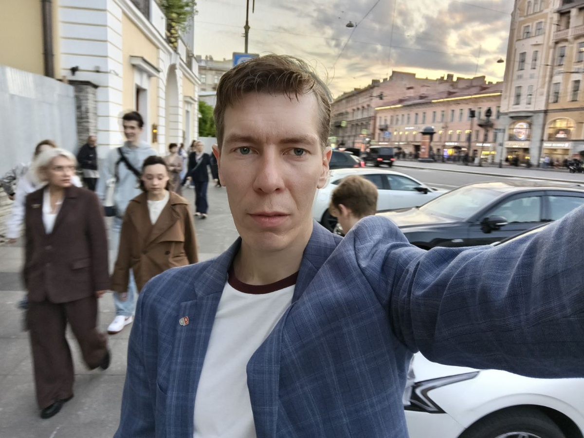 После театра чувствуешь себя причастным к культурной жизни северной столицы.