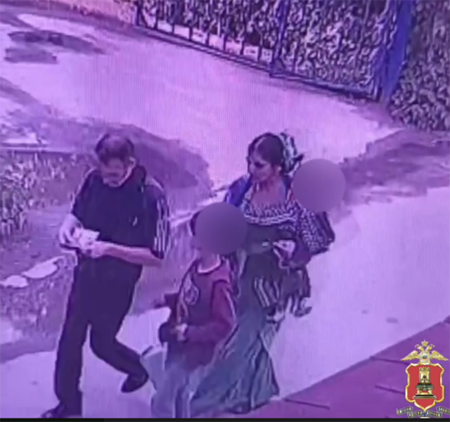 В Твери семью цыган подозревают, что промышляли на Трехсвятской