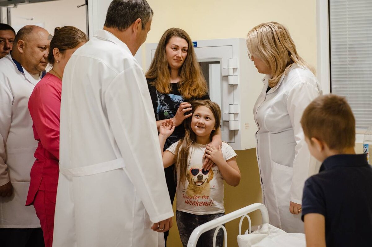    Врио губернатора Курской области посетил пострадавших в результате атак ВСУ