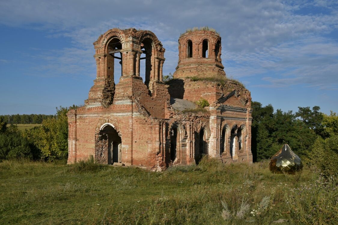 Церковь Успения Пресвятой Богородицы, Басовка. Автор фото - Павел Лабутин