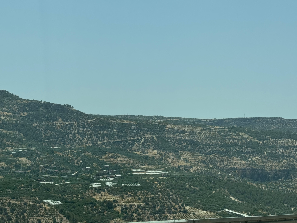 Теплицы на склонах