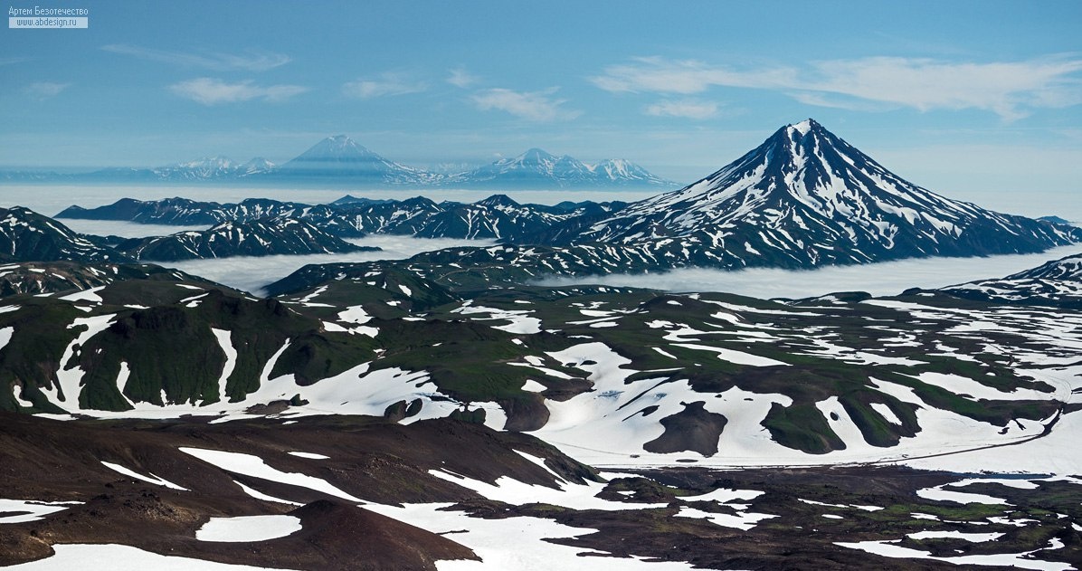 Фото: Вид со склона вулкана Горелый / Артем Безотечество