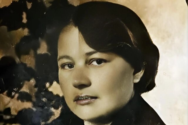    Юная Аня мечтала строить самолёты, а стала краснофлотцем. Фото: Администрация Иркутска