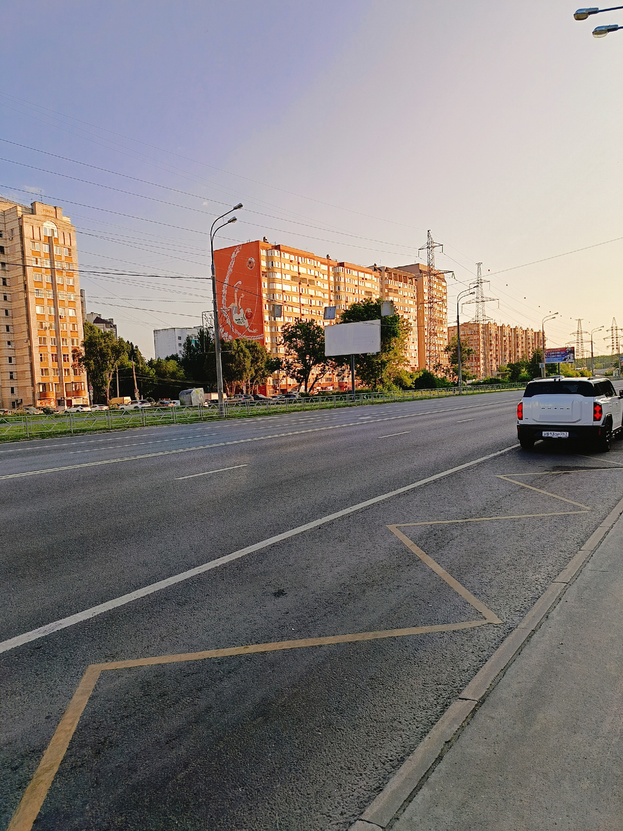 Жду автобус