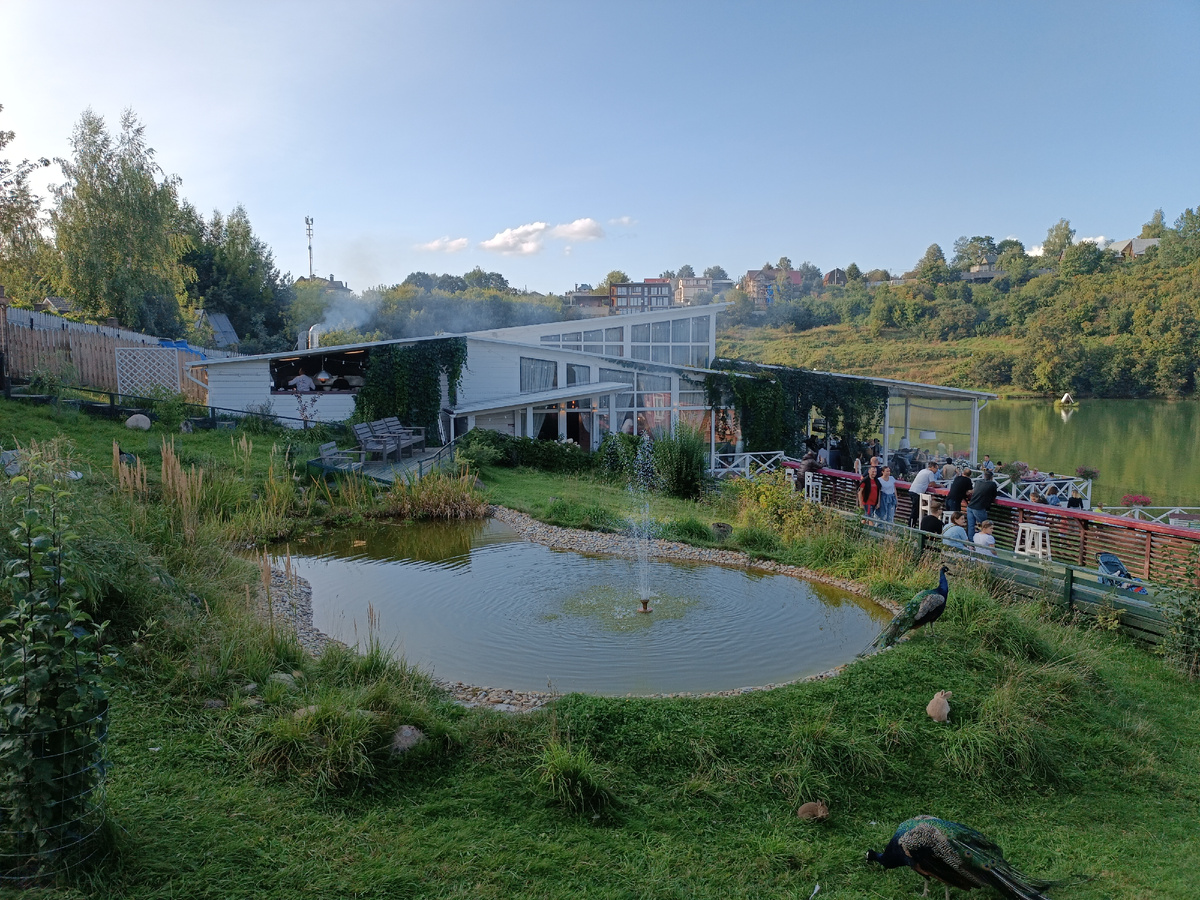 это основное здание ресторана