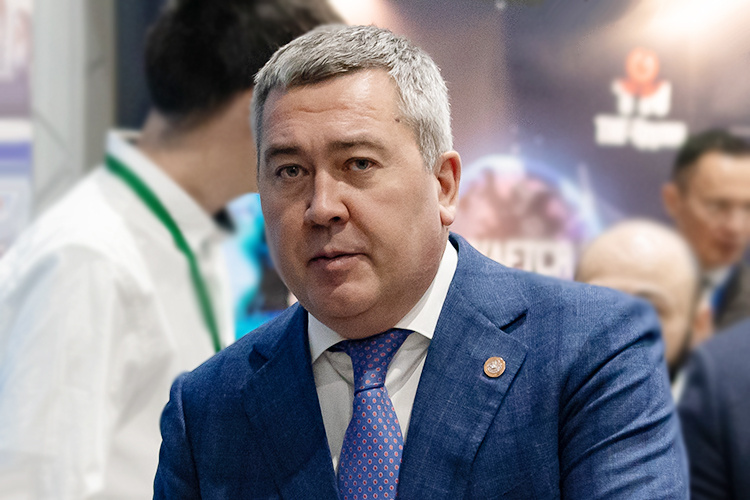    Прокурор РТ требует взыскать в пользу государства имущество на 120 млн рублей — это дома и квартиры, записанные на брата и маму Закирова, которые, как считает прокуратура, на самом деле принадлежали именно экс-главе Бугульминского района.   
Фото: «БИЗНЕС Online»