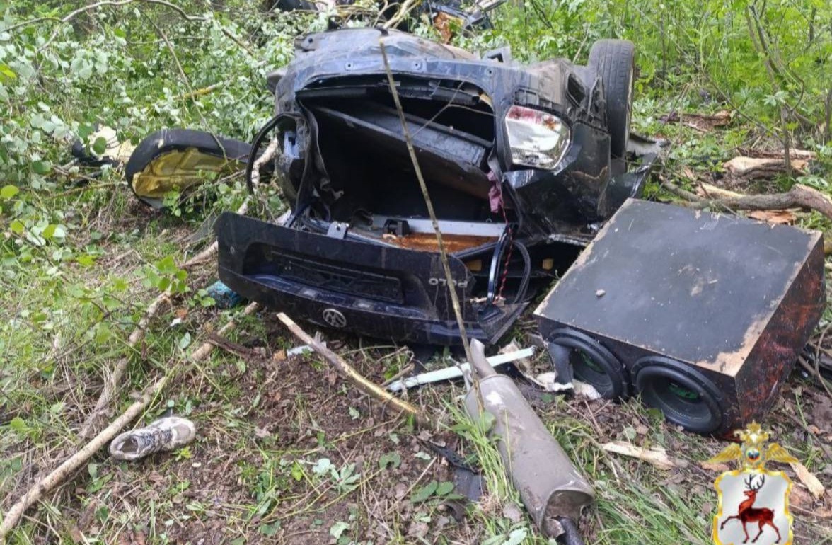    Удар был такой силы, что от иномарки практически ничего не осталось