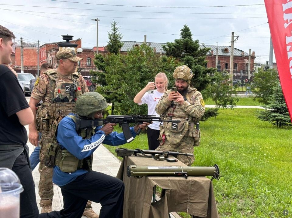    День России в парке "Центральный". Источник: пресс-служба администрации Барнаула