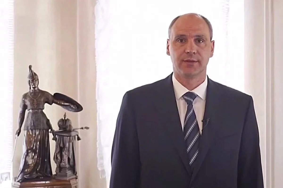    Денис Паслер поздравил жителей Свердловской области с Днем России