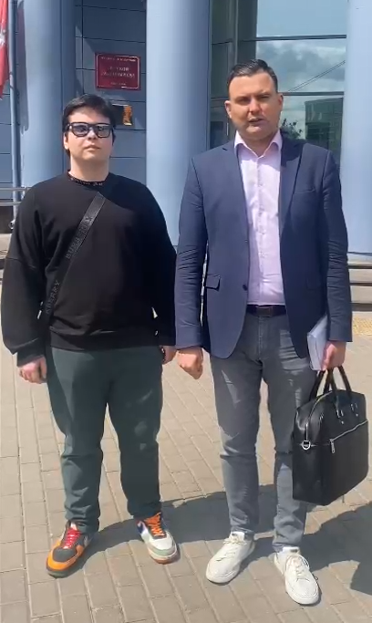 Роман Притулин и его подзащитный