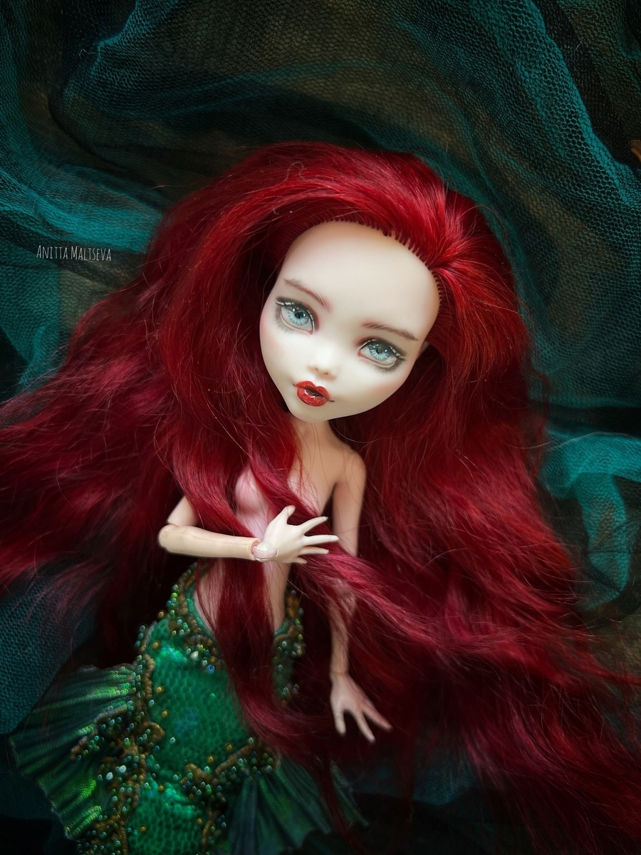 Новое личико куклы. Листай, чтобы увидеть больше фото!