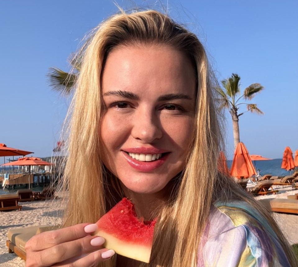 Анна Семенович. Социальные сети