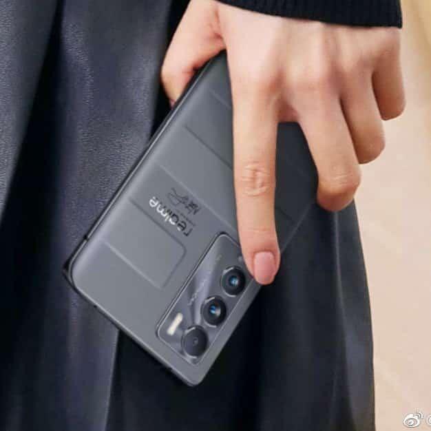 
Как подключить к Realme GT Master Exploration Edition USB флешку через OTG переходник в Android 16, 15, 14, 13