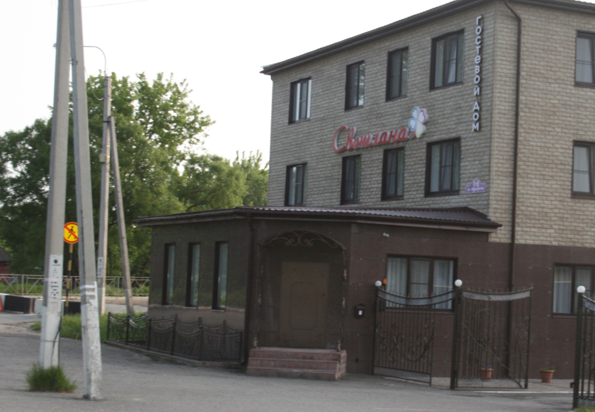 Гостевой дом "Светлана" на улице Веденеева.