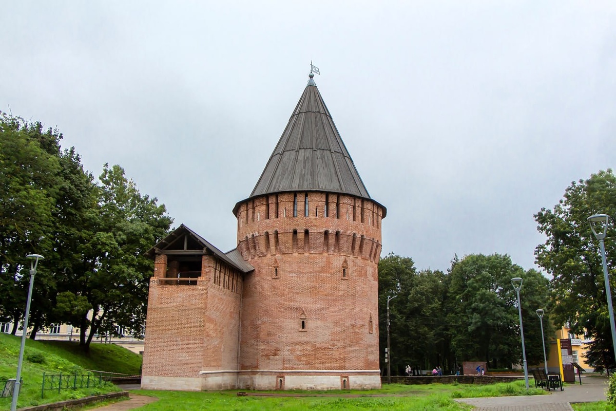 Громовая башня