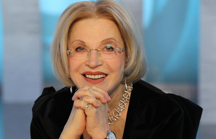 Сын - мошенник и дочь-предательница с ней судится: Как живет сейчас Людмила Максакова и Почему её считали дочерью Сталина