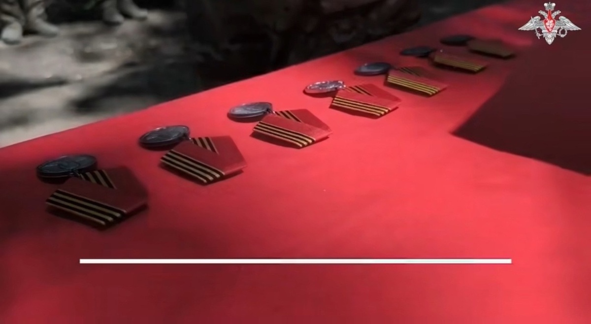    «За мужество, отвагу и героизм, проявленные в ходе освобождения Курской области»