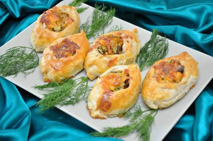 Фото с сайта: https://i.pinimg.com/736x/16/2e/54/162e5408e7d2e6bb33637cd969544cd1.jpg