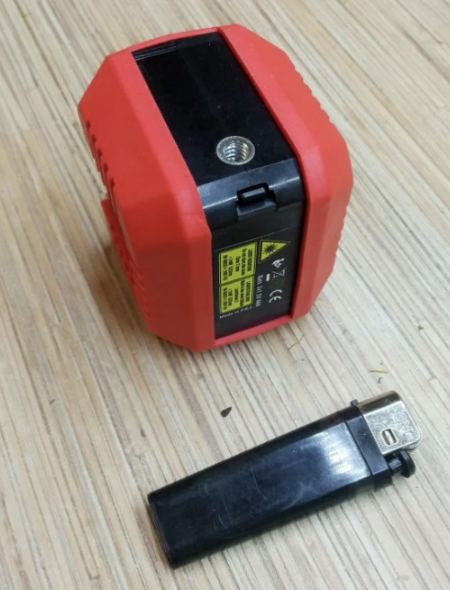 Прорезиненный корпус устойчив к падениям и не скользит в руках. Фото: отзыв на ЯМ