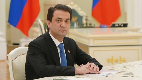    © Foto / Пресс-служба Рустама Эмомали