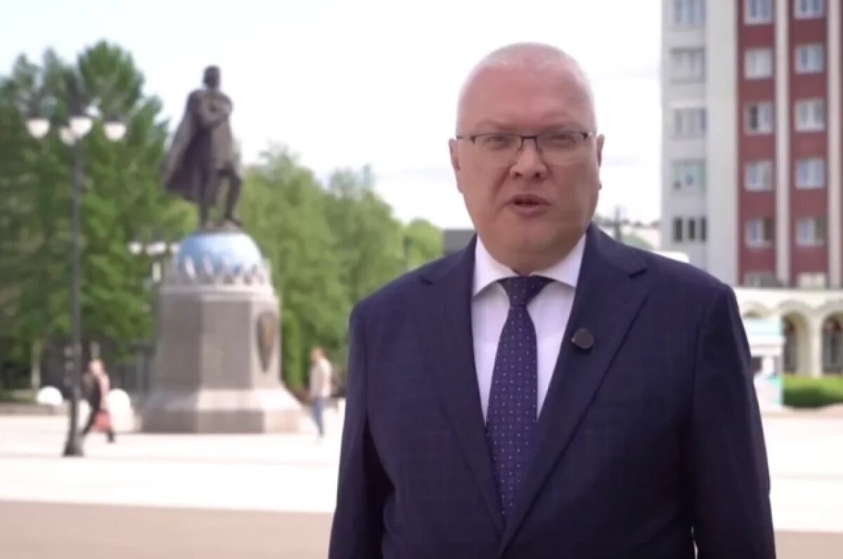    Глава региона предложил в этот день вспомнить историю великих свершений наших предков.