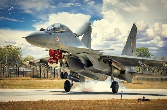 Армения может выбрать истребитель Су-30МКИ индийского производства для противостояния азербайджанскому JF-17 Block III. Фото: Hindustan Aeronautics Limited (HAL)