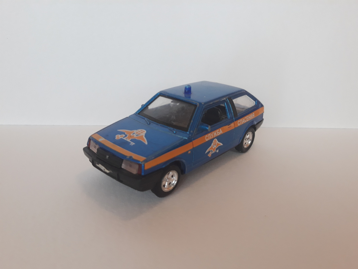 Мой ВАЗ 2108. Фото моё.