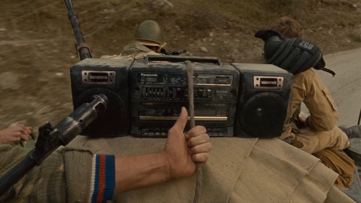 Panasonic RX CT-840 начала выпускаться в 1992 году. В чём проблема на Avito найти реквизит, соответствующий эпохе?