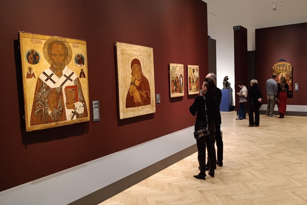    Первыми гостей калининградской "Третьяковки" встречают шедевры русской иконописи. / Денис Гонтарь / РГ