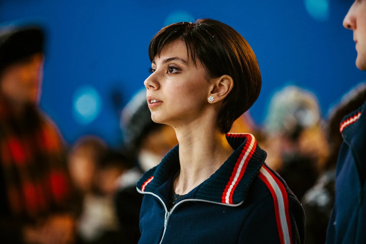 кадр из фильма "Роднина"