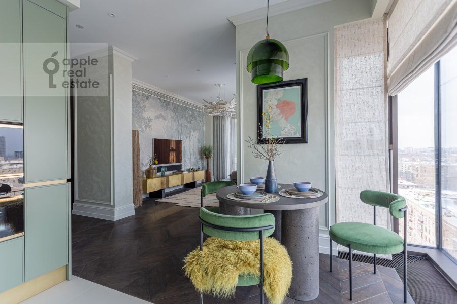 Фото из архива Apple Real Estate