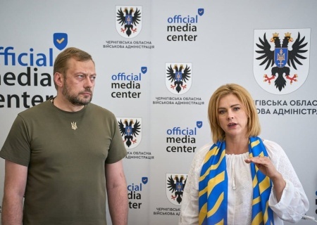    Премьер-министр Латвии подарила дом беженцам — украинские власти немедленно его отобрали