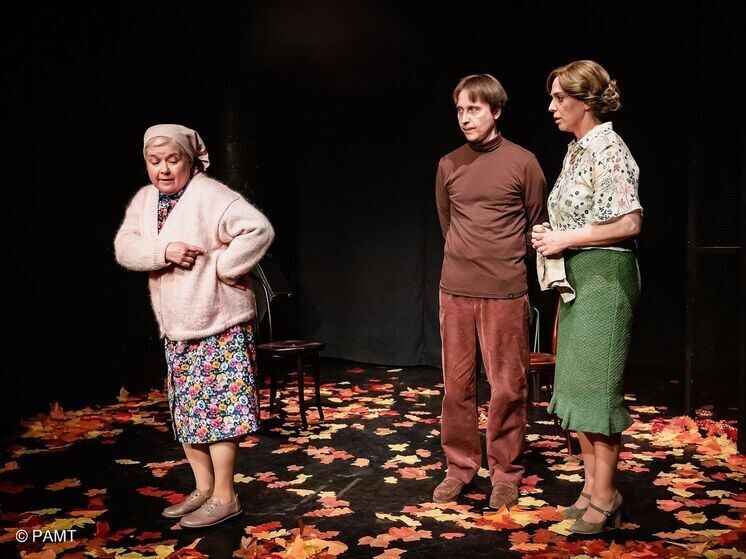 Сцена из спектакля. Фото: пресс-служба театра