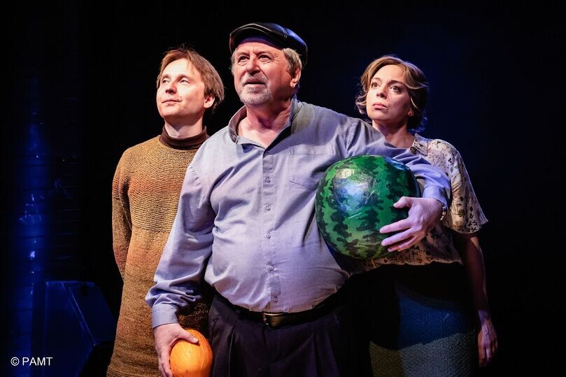 Сцена из спектакля. Фото: пресс-служба театра