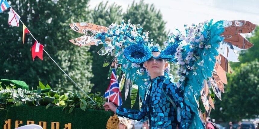    Алена Бобрович