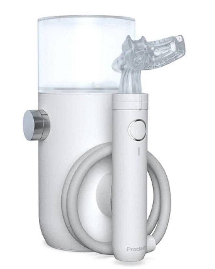 Клинические результаты

В испытаниях провели участие 192 человека:
- кровоточивость десен снизилась на 82 %;
- уровень воспаления на 41% и глуббина кармана на 23%.
Это может изменить подход к гигиене пациентов с иплантатами, брекетами, реставрациями и хроническим гингивитом. Важно отметить, что устройство не заменяет зубную щетку.