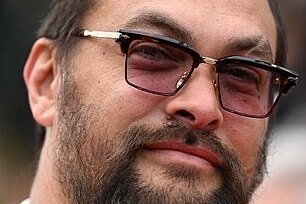     Британские ученые: в бороде мужчины больше микробов, чем в шерсти собаки